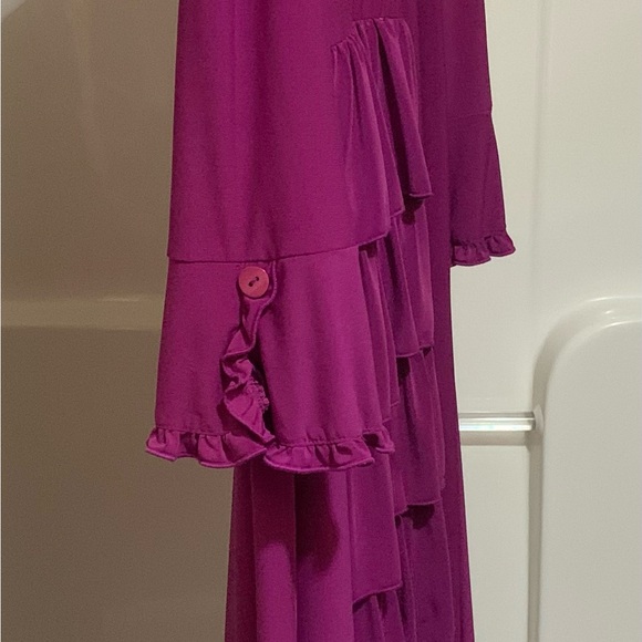 Zadie B'S Dresses & Skirts - Zadie B”s. Vintage elegant dress, looks so amazing on. Shows off your figure!